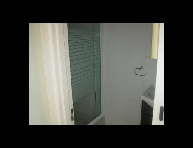 1 BEDROOM APARTMENT TO LET IN POINT WATERFRONT